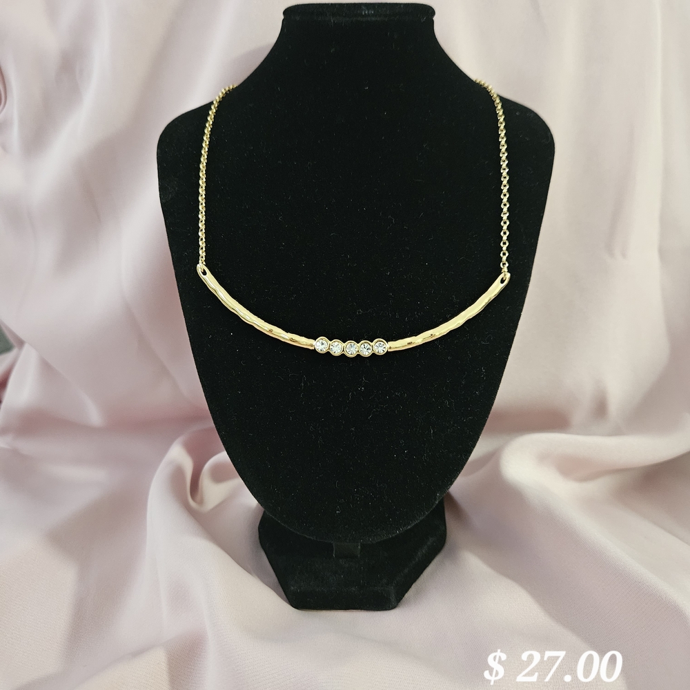 Elegant Gold Necklace with Crystal Accents